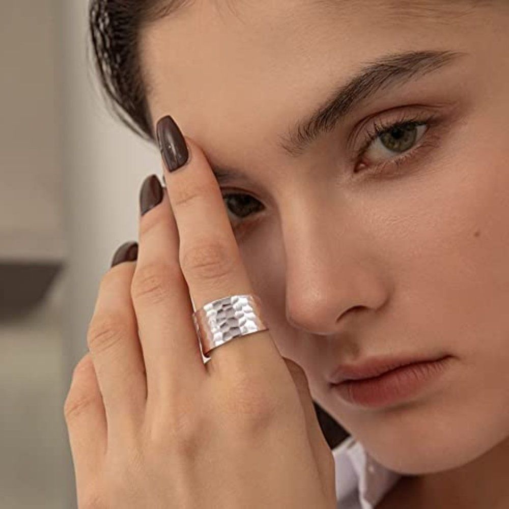 Shaped Alloy Hand Hammered Chunky Silvery Rings for Women Size 7